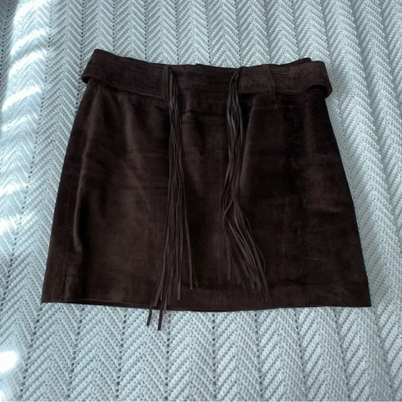 INC chocolate brown Y2K suede skirt with fringe belt-size 12 - Picture 4 of 8